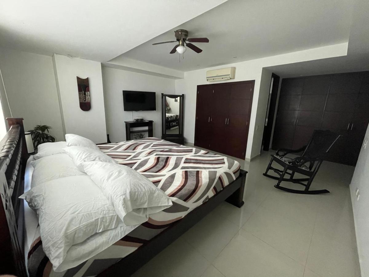 Cartagena Beach Front Apartments ภายนอก รูปภาพ