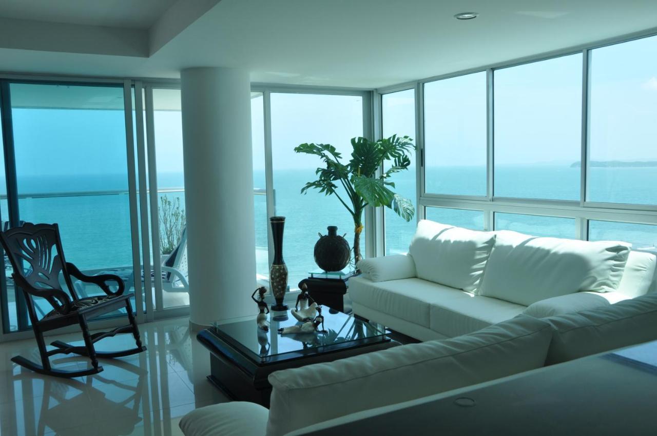 Cartagena Beach Front Apartments ภายนอก รูปภาพ